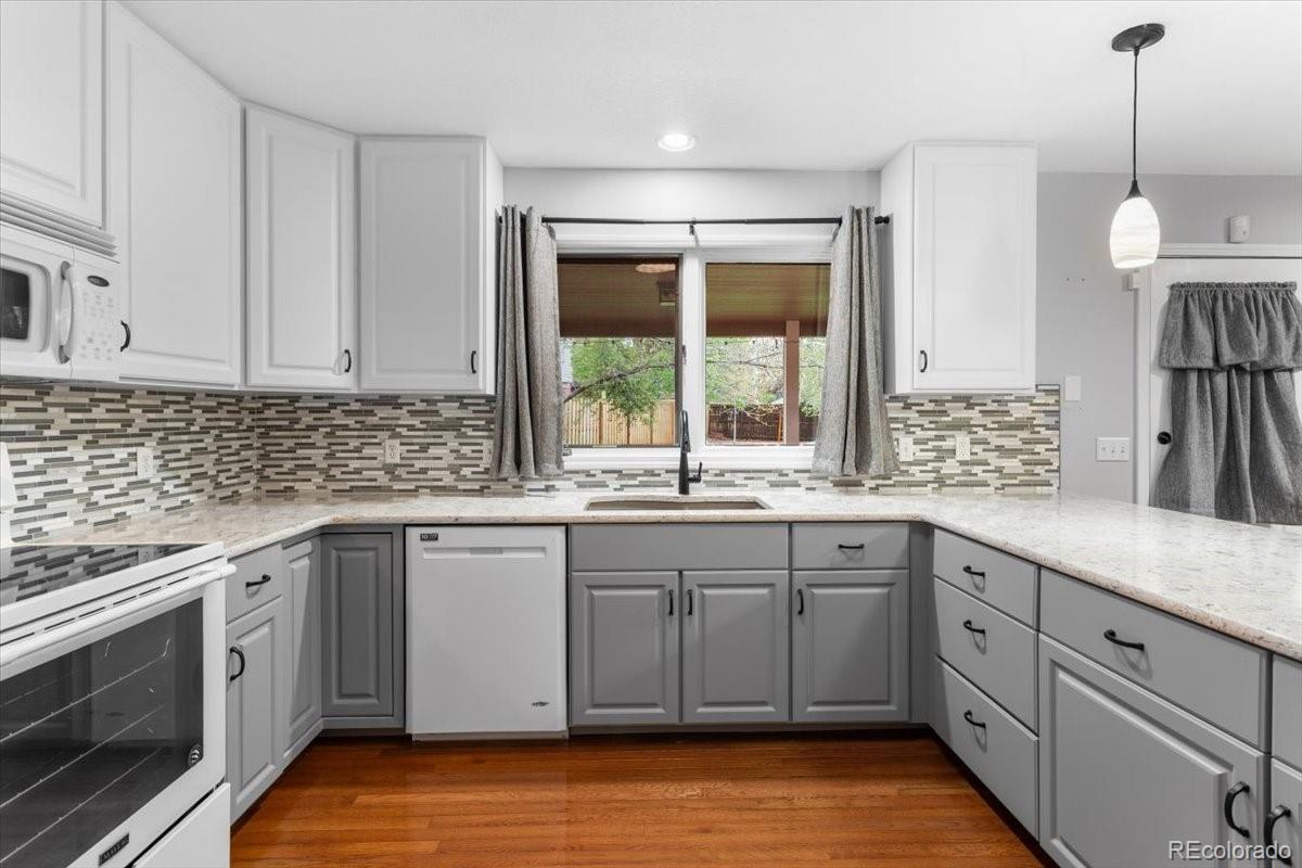 MLS Image #7 for 1444  wakerobin court,fort collins, Colorado