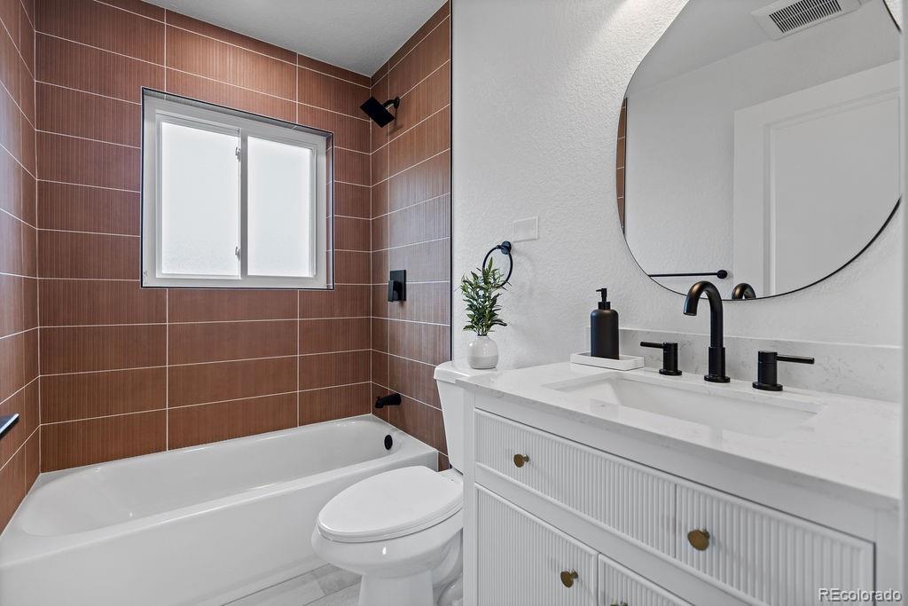 MLS Image #15 for 2542 s winona court,denver, Colorado