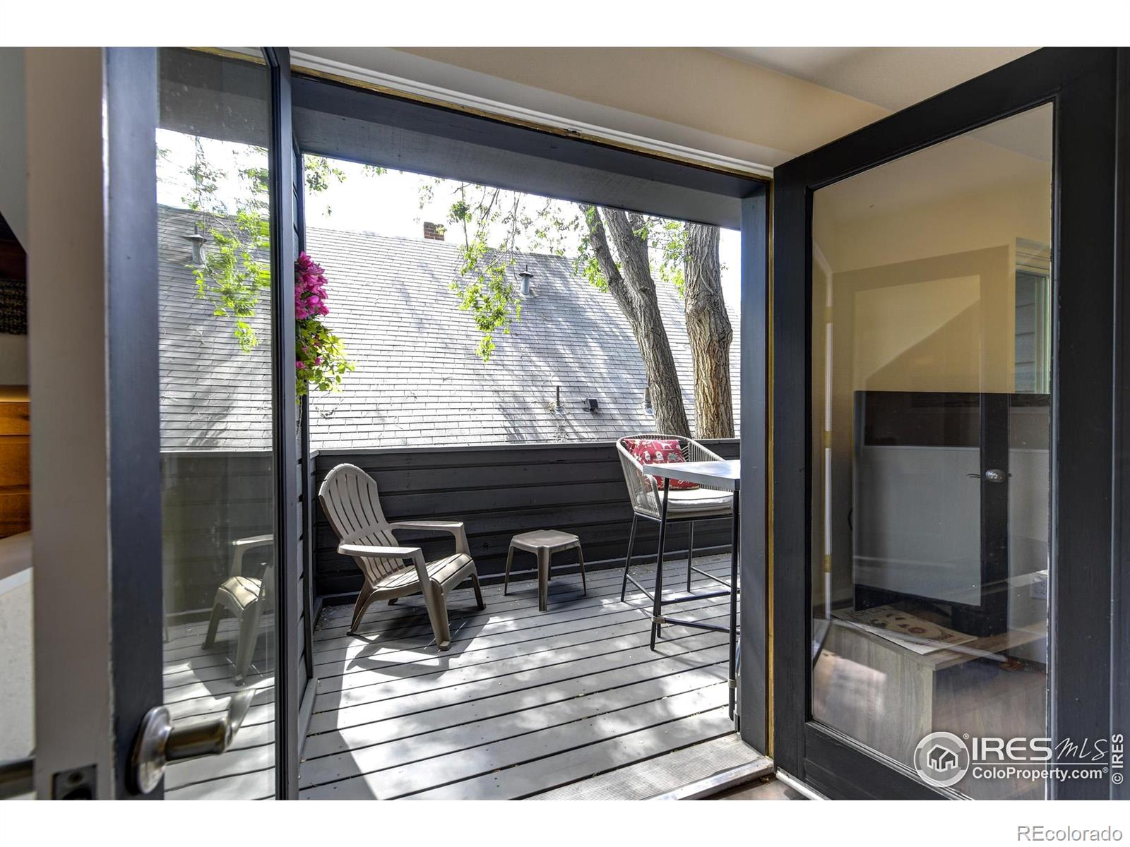 MLS Image #2 for 2131 s walnut street,boulder, Colorado
