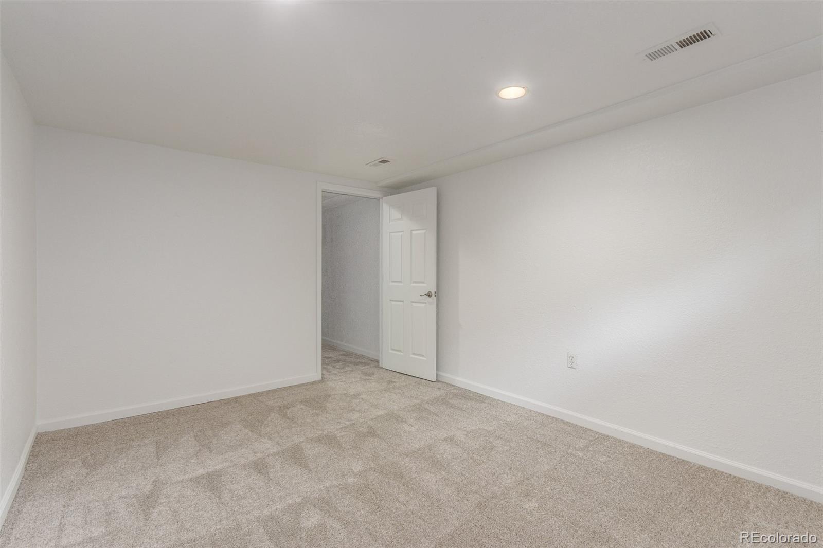 MLS Image #17 for 2026 s pitkin street,aurora, Colorado