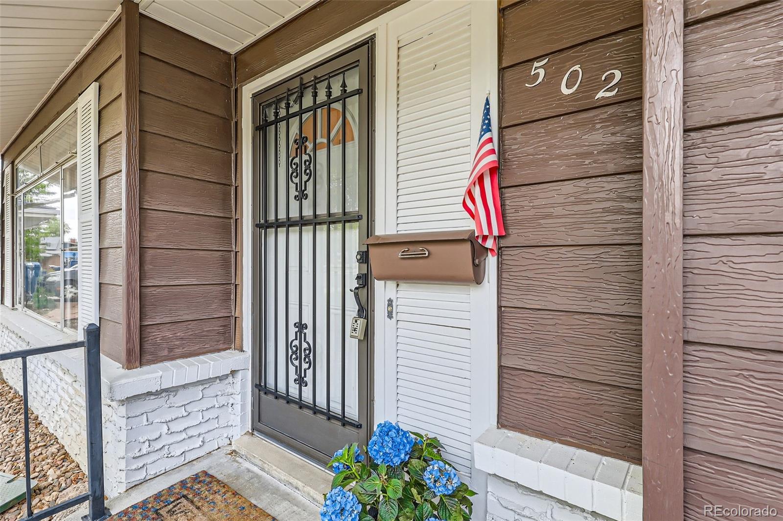 MLS Image #3 for 502  nile street,aurora, Colorado
