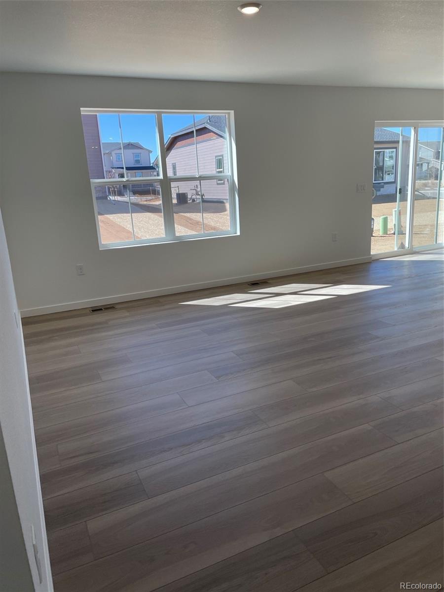 MLS Image #10 for 21966 e 39th place,aurora, Colorado