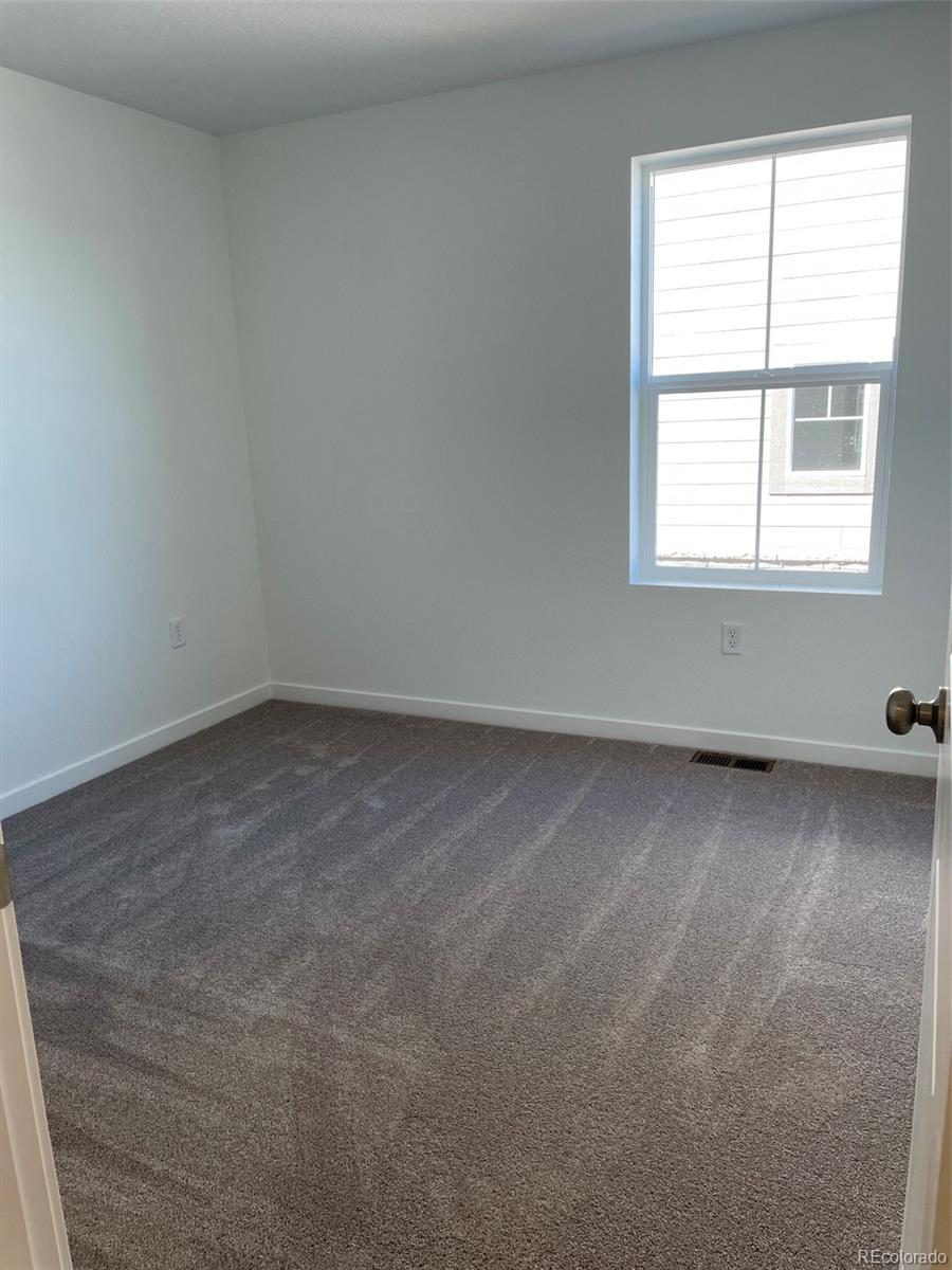 MLS Image #3 for 21966 e 39th place,aurora, Colorado