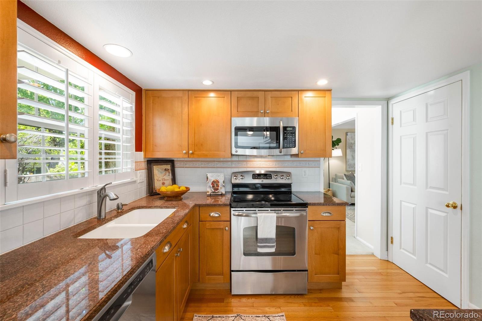 MLS Image #12 for 6829 s niagara court,centennial, Colorado