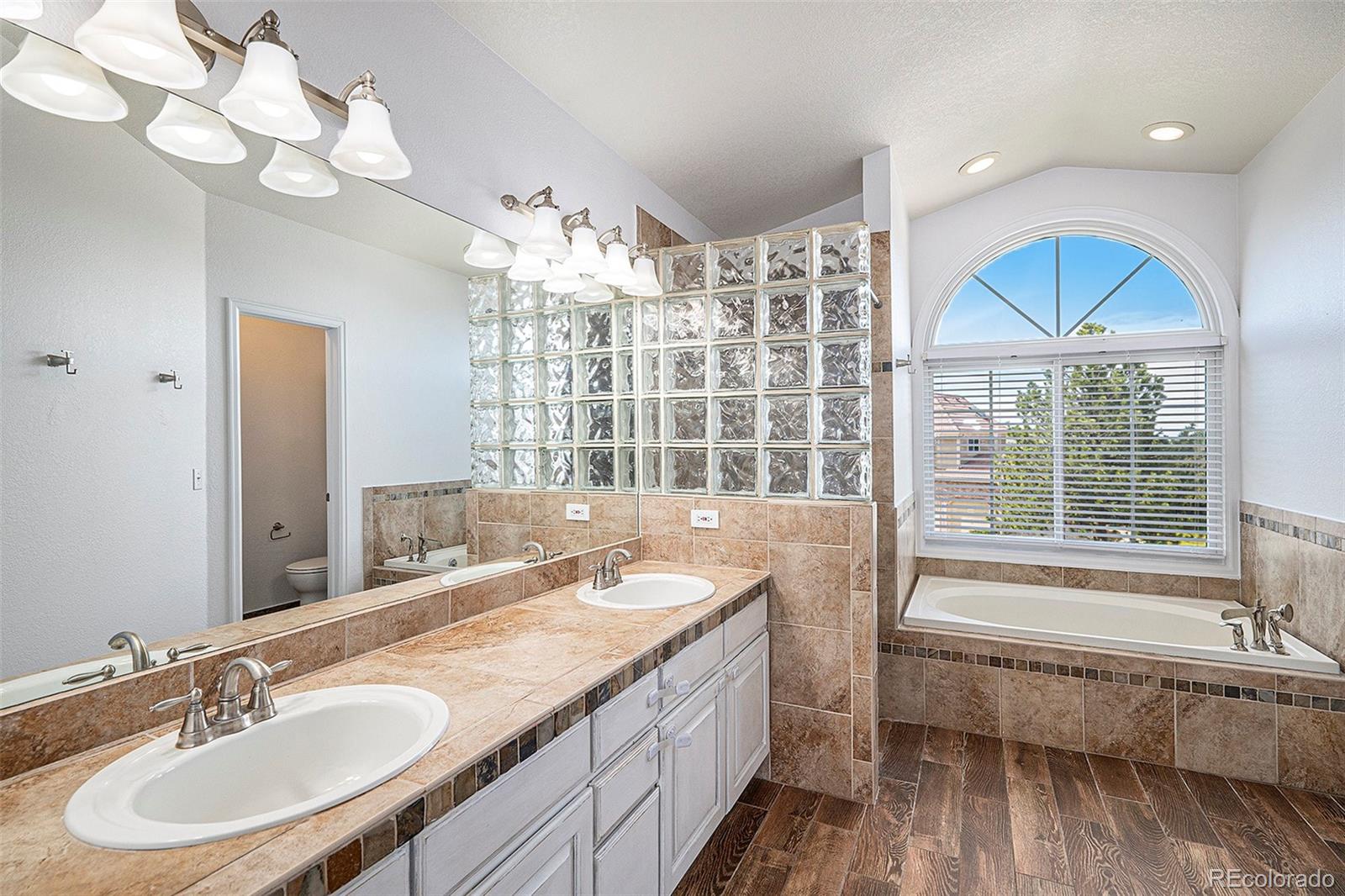 MLS Image #9 for 510 w prestwick way,castle rock, Colorado
