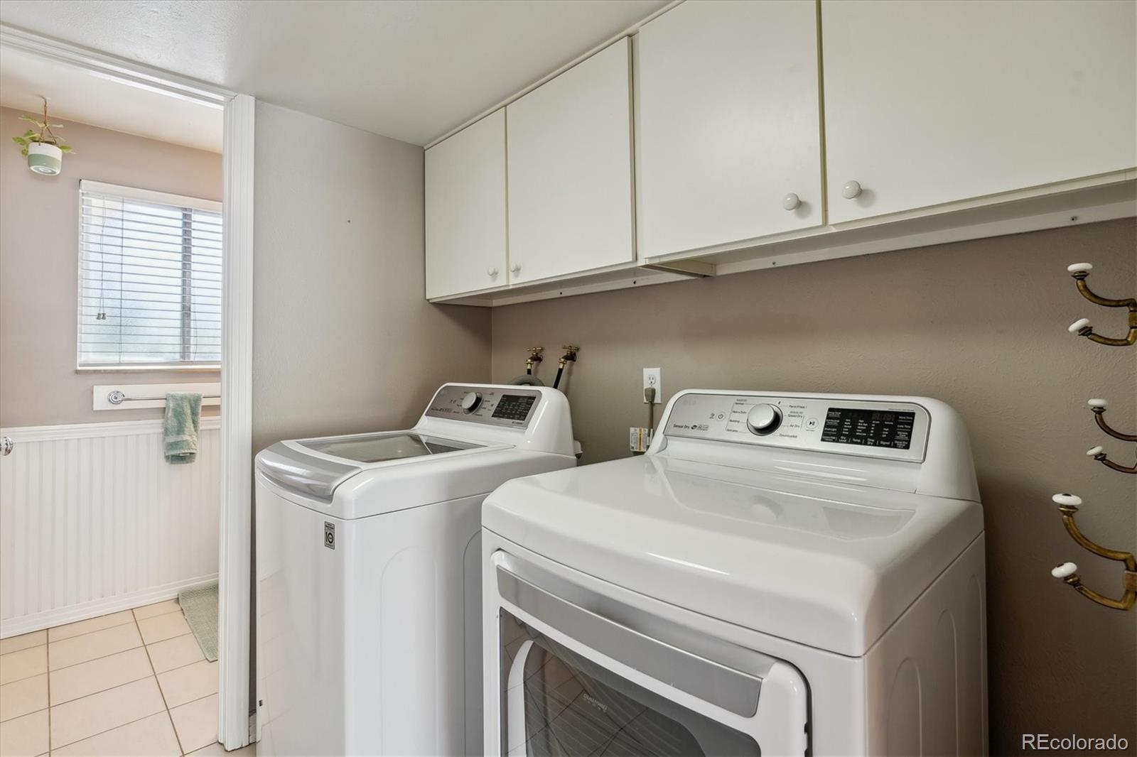 MLS Image #19 for 7521 s race street,centennial, Colorado