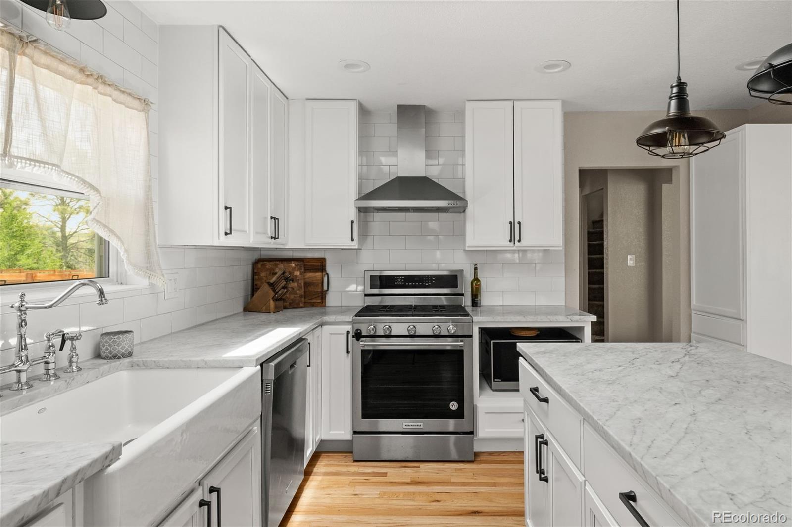 MLS Image #11 for 895  nile court,golden, Colorado