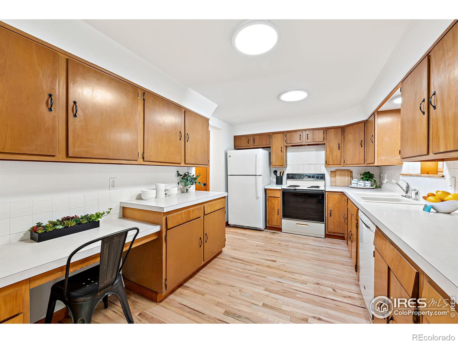 MLS Image #7 for 1429  linden street,longmont, Colorado