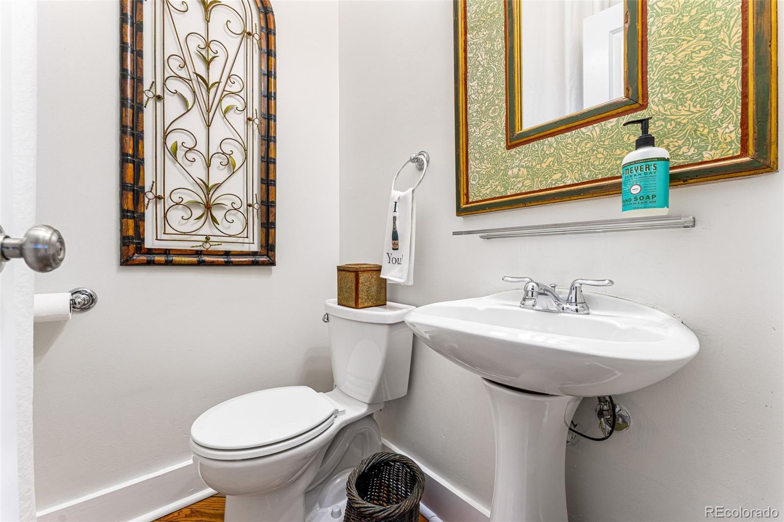MLS Image #14 for 562 n gilpin street,denver, Colorado
