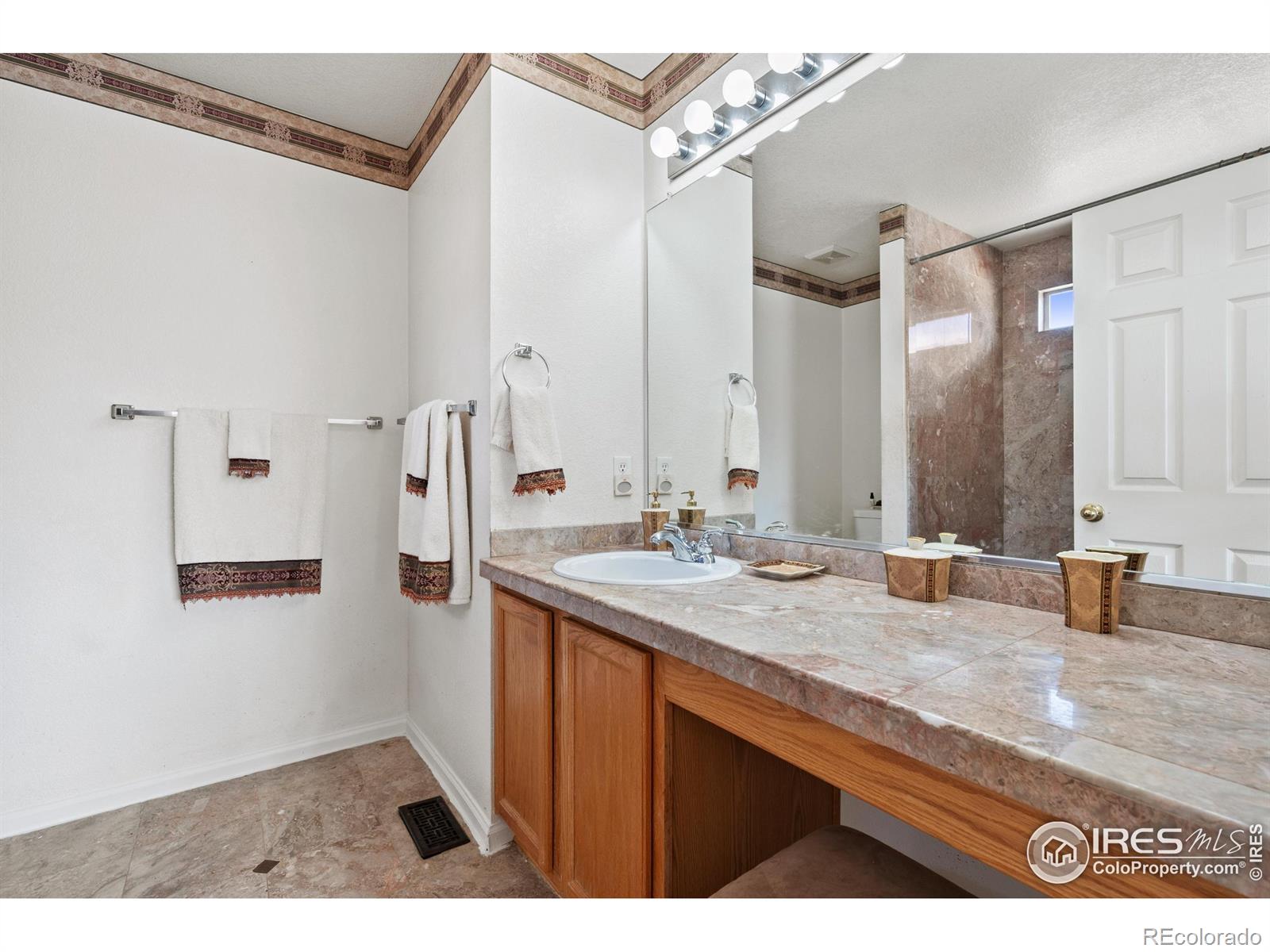 MLS Image #15 for 4056  perth street,denver, Colorado