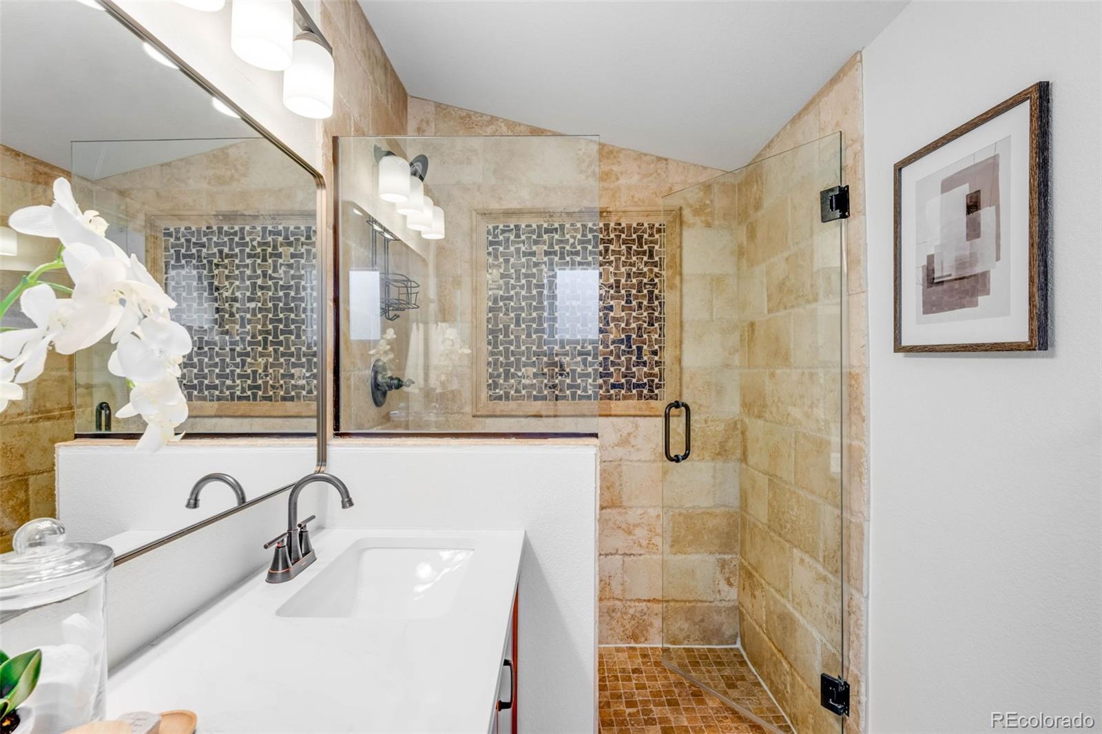 MLS Image #19 for 1469 s lincoln street,denver, Colorado