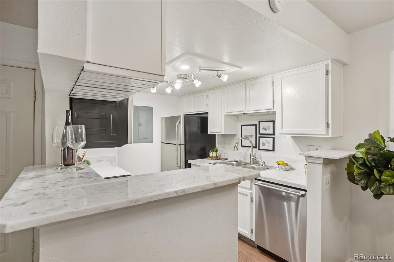 MLS Image #7 for 8335  fairmount drive,denver, Colorado