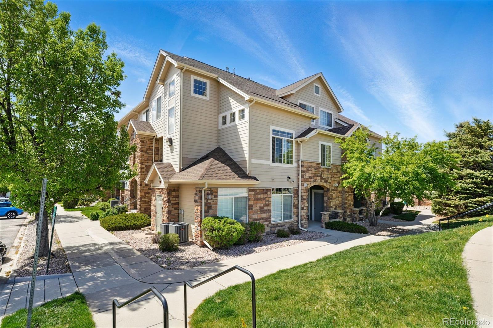 MLS Image #0 for 494  black feather loop 108,castle rock, Colorado