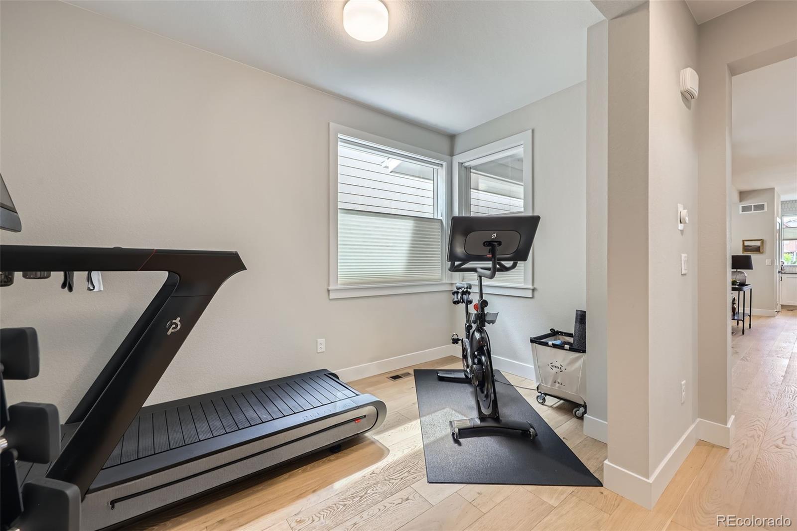 MLS Image #10 for 21261 e 60th avenue,aurora, Colorado