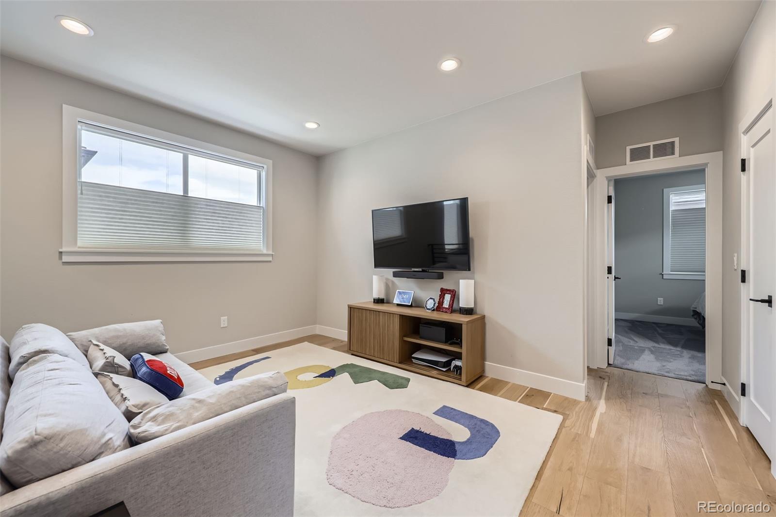 MLS Image #15 for 21261 e 60th avenue,aurora, Colorado