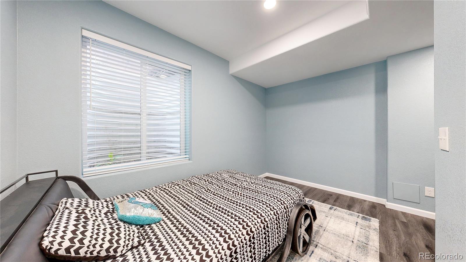 MLS Image #32 for 18009 e 47th place,denver, Colorado