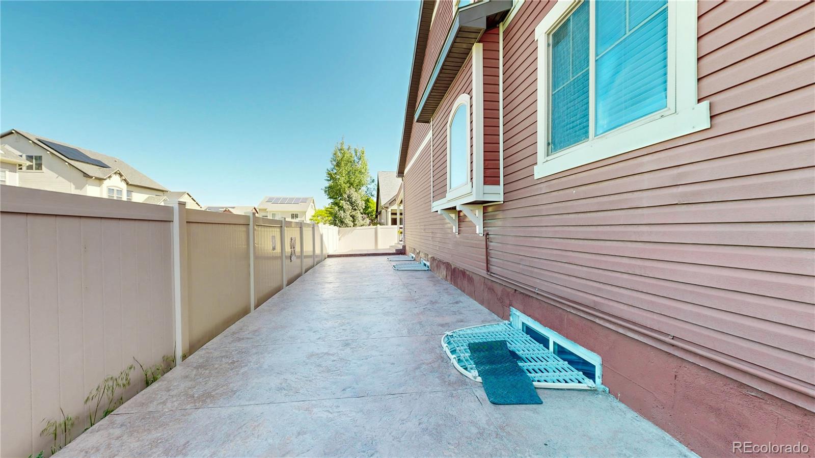 MLS Image #47 for 18009 e 47th place,denver, Colorado