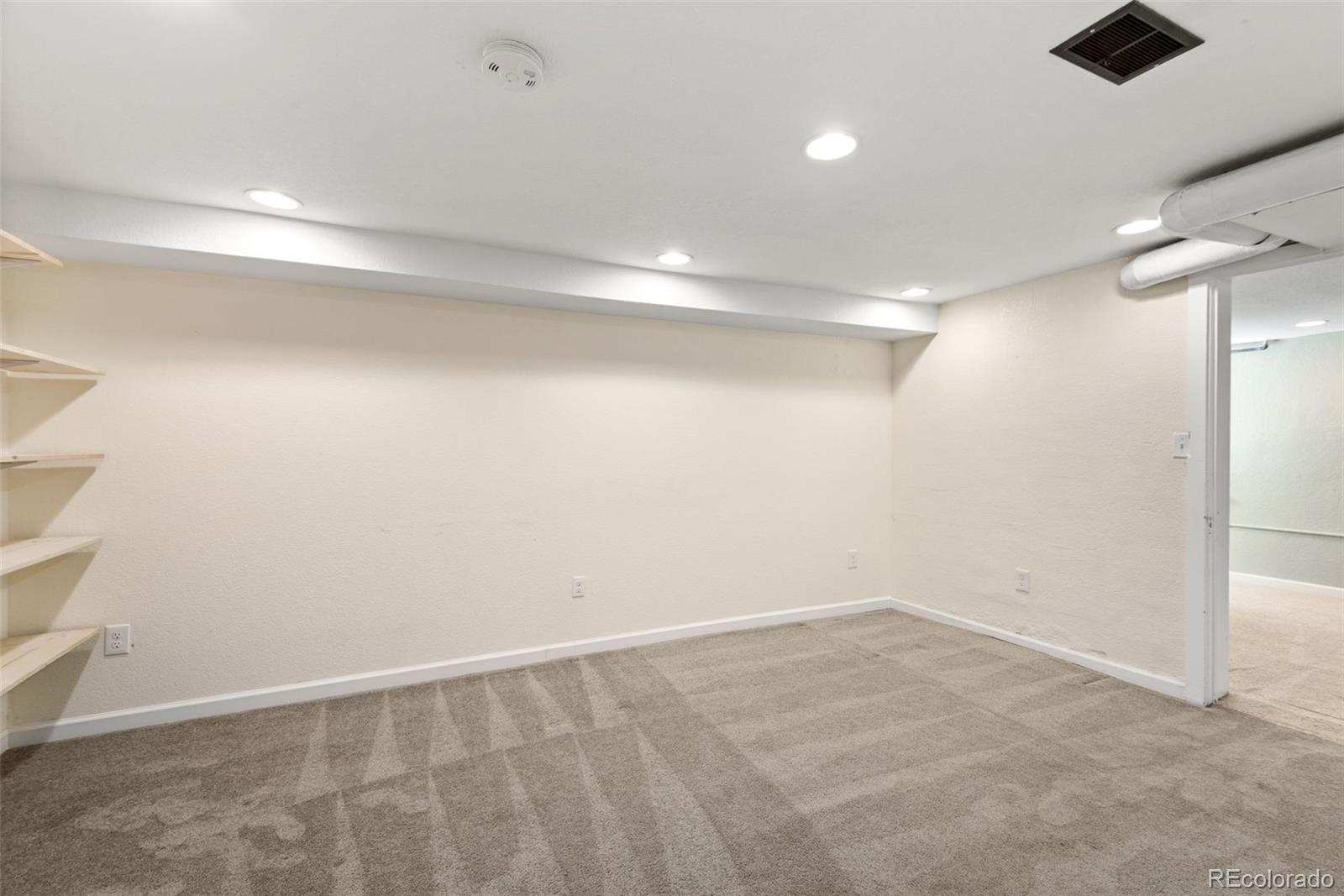 MLS Image #28 for 3332 n vine street,denver, Colorado