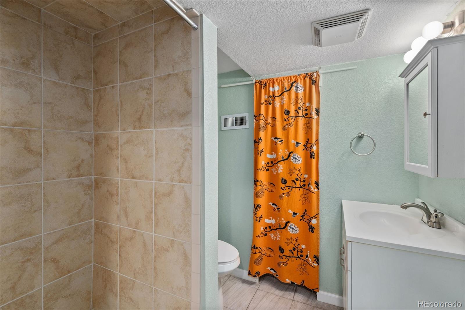 MLS Image #30 for 3332 n vine street,denver, Colorado