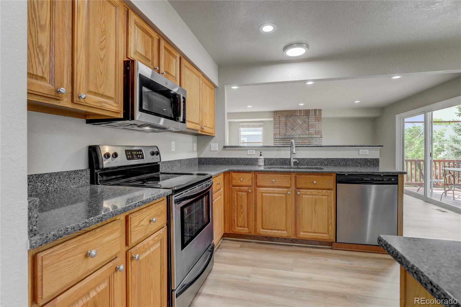 MLS Image #16 for 6735 w 97th circle,westminster, Colorado