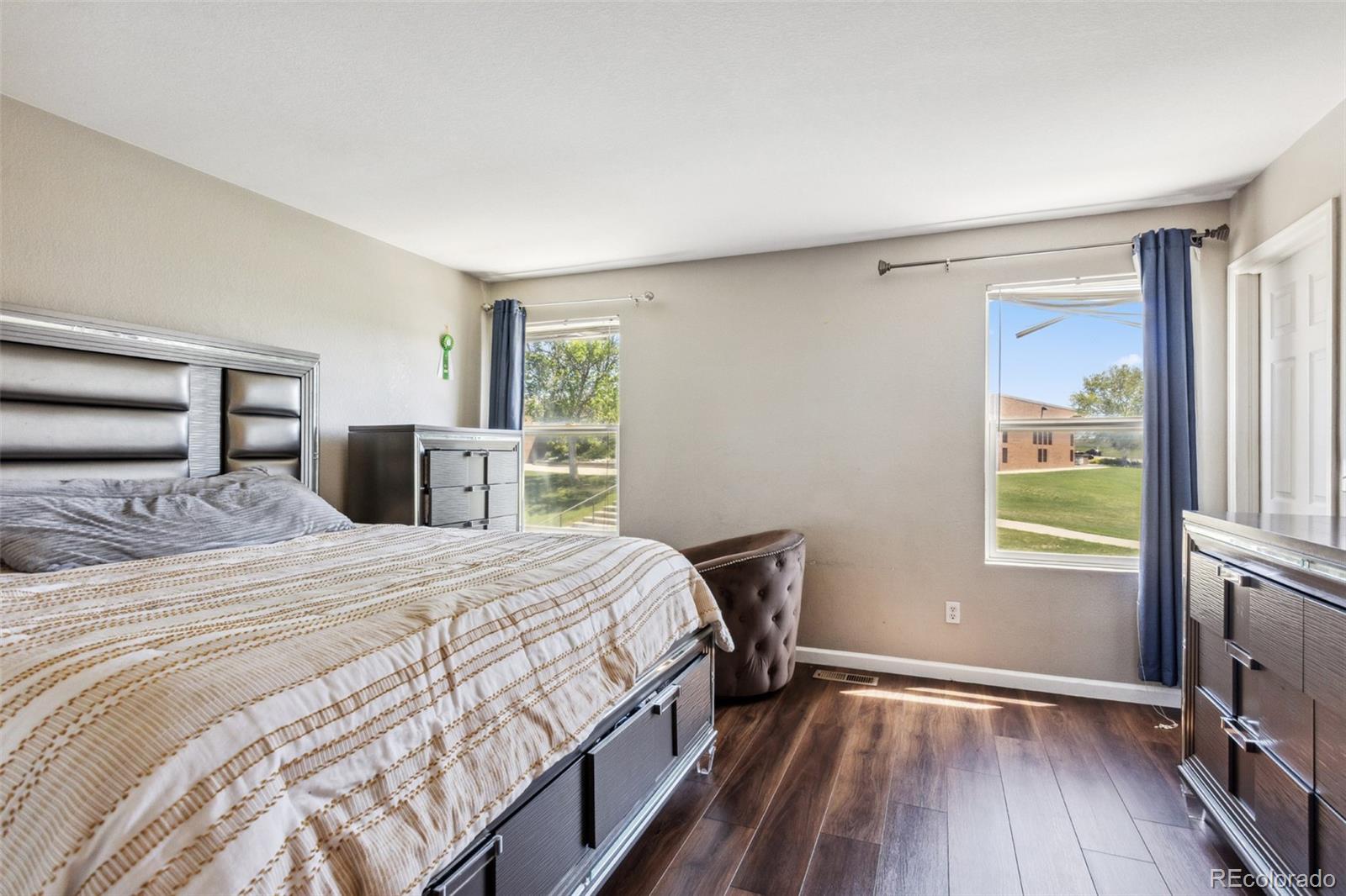 MLS Image #10 for 19560 e 18th place,aurora, Colorado