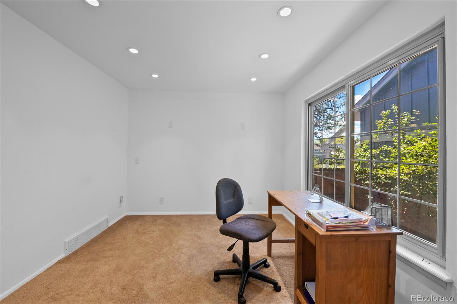 MLS Image #10 for 7659 s rosemary circle,centennial, Colorado