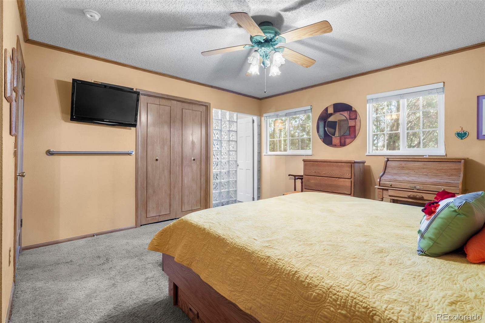 MLS Image #15 for 11279 e alaska place,aurora, Colorado