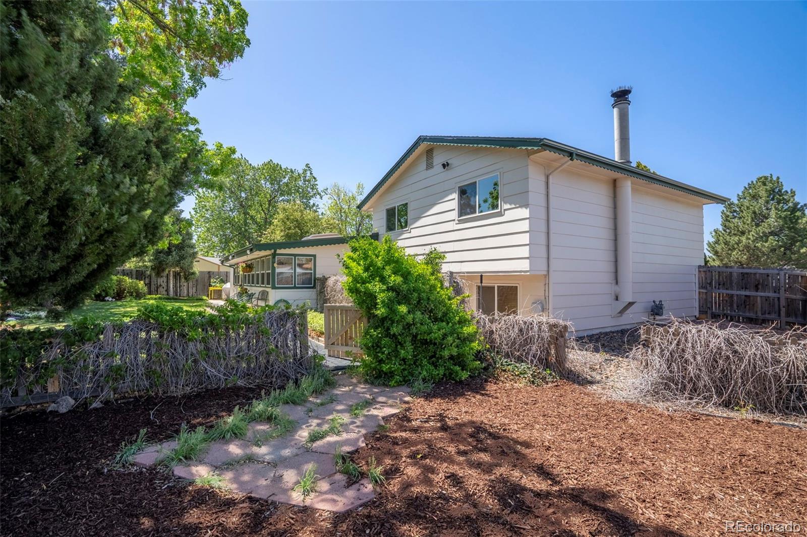MLS Image #29 for 11279 e alaska place,aurora, Colorado