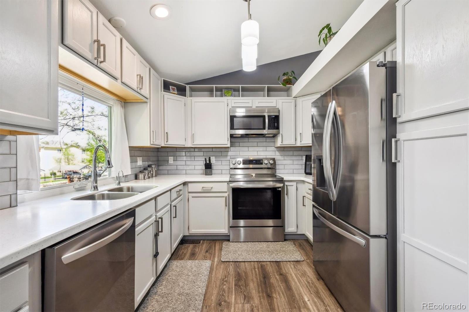 MLS Image #6 for 11431 w lake drive,littleton, Colorado