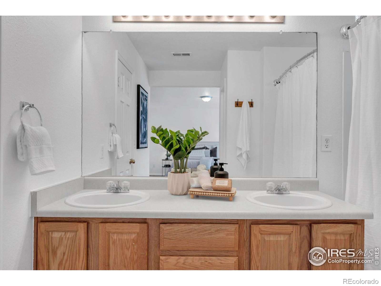 MLS Image #18 for 13972  monroe street,thornton, Colorado