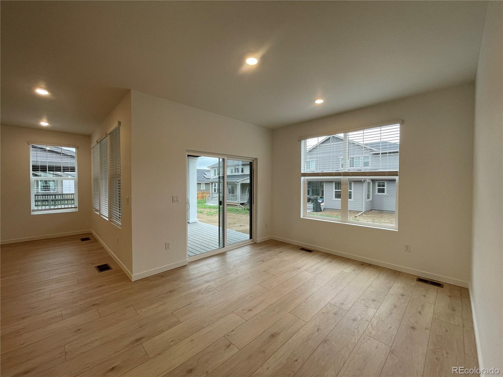 MLS Image #3 for 4184  amanda drive,johnstown, Colorado