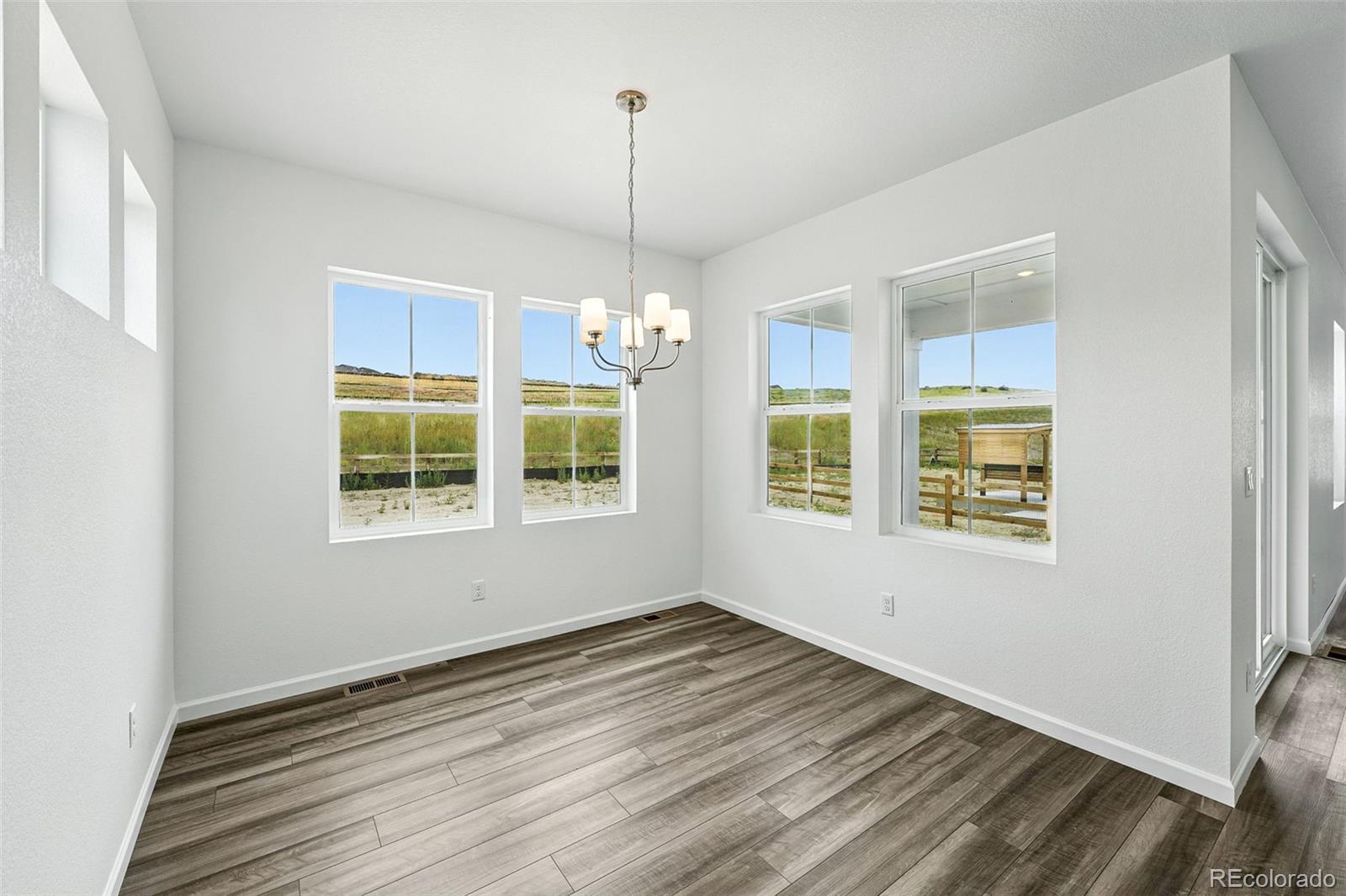 MLS Image #11 for 39743  penn road,elizabeth, Colorado