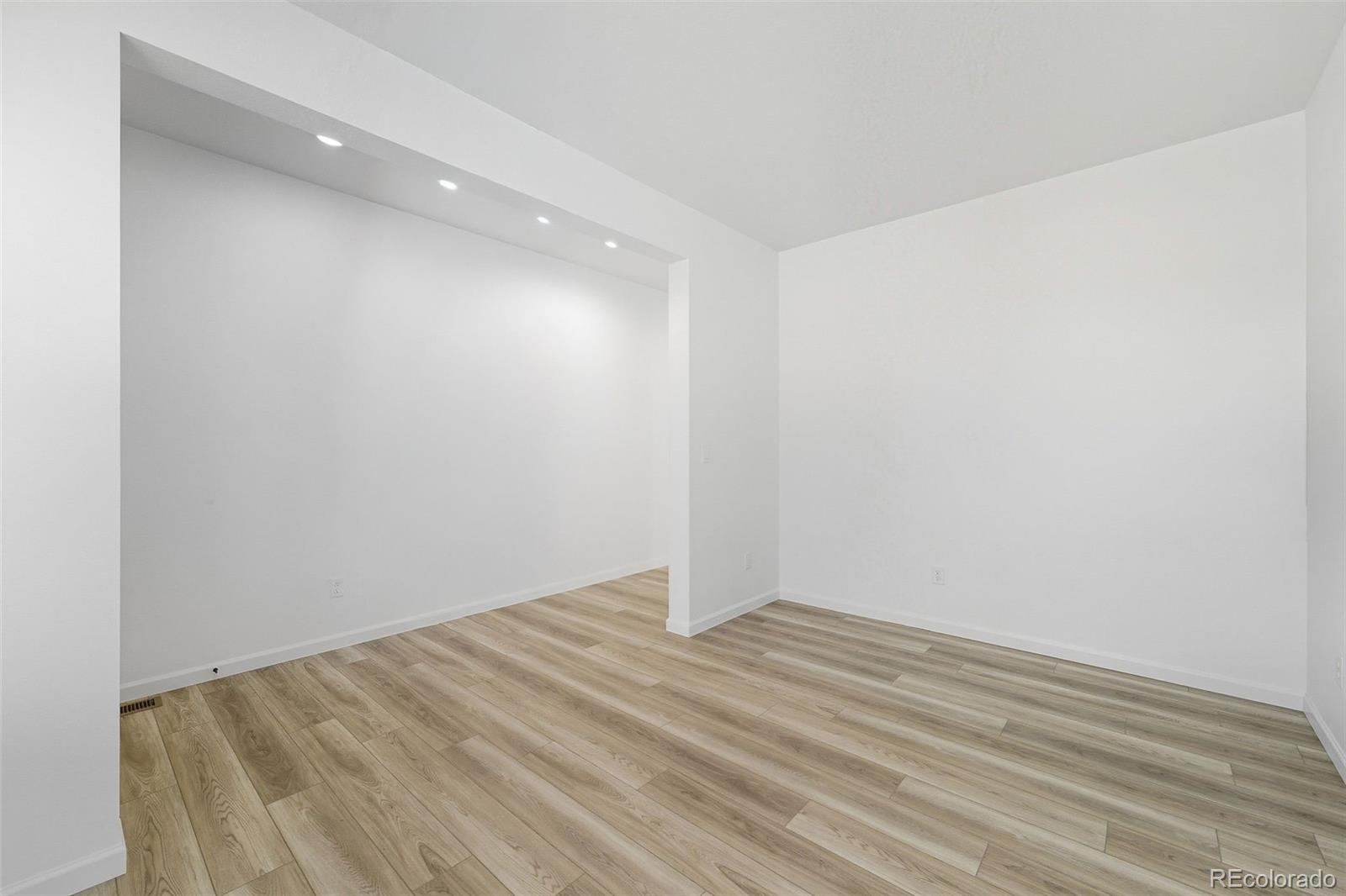 MLS Image #9 for 39733  penn road,elizabeth, Colorado