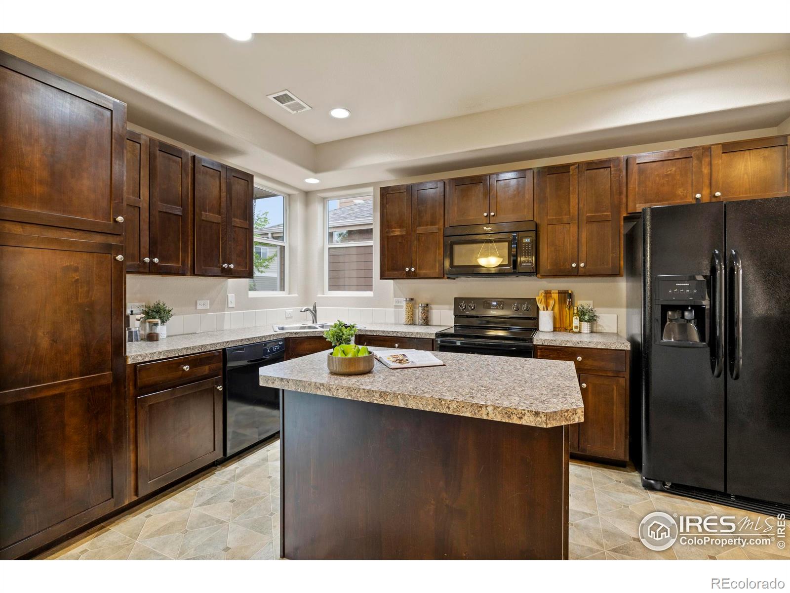 MLS Image #8 for 426  noquet court,fort collins, Colorado