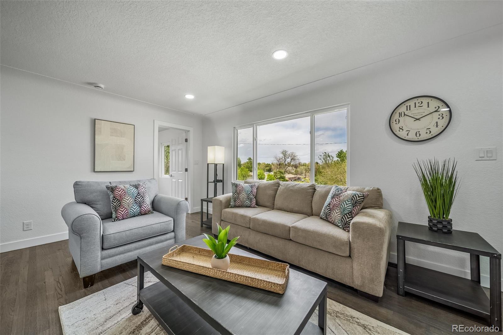 MLS Image #4 for 4640 w ellsworth avenue,denver, Colorado