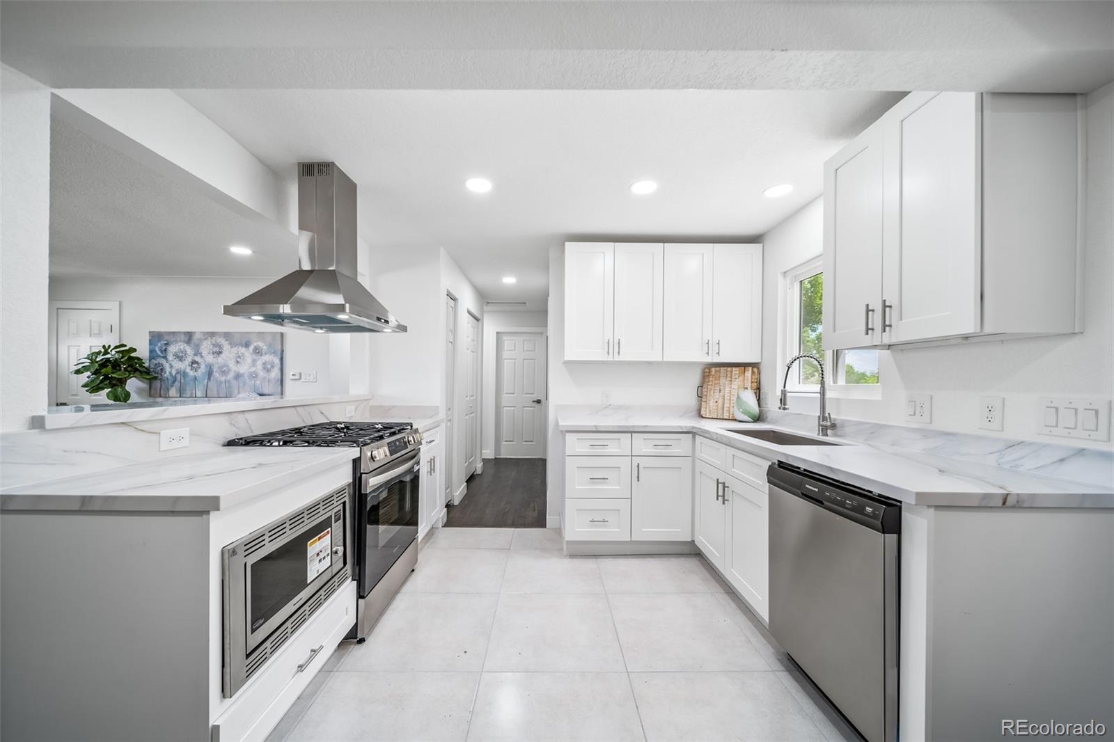 MLS Image #9 for 4640 w ellsworth avenue,denver, Colorado