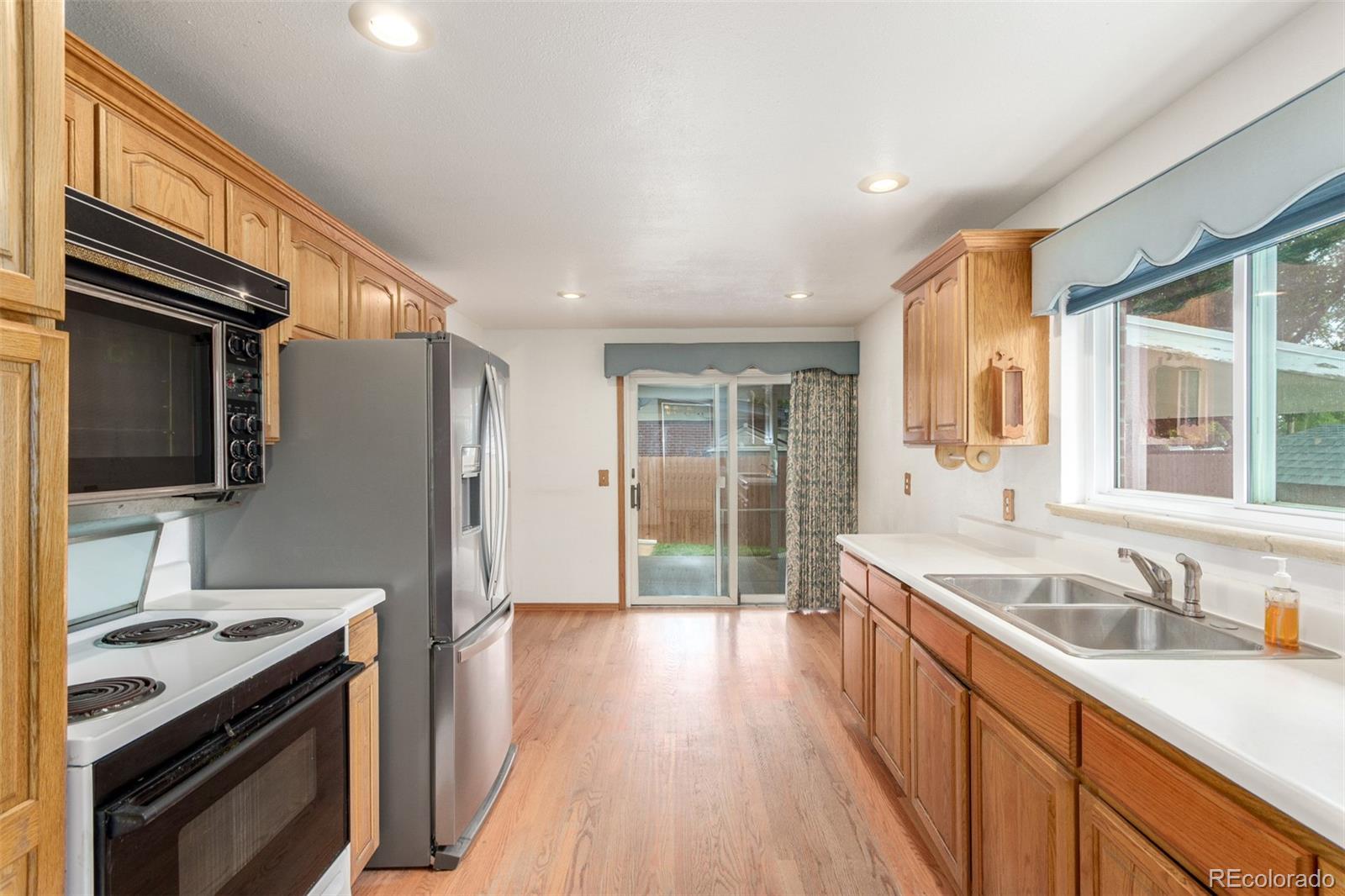 MLS Image #8 for 10784  allendale drive,arvada, Colorado