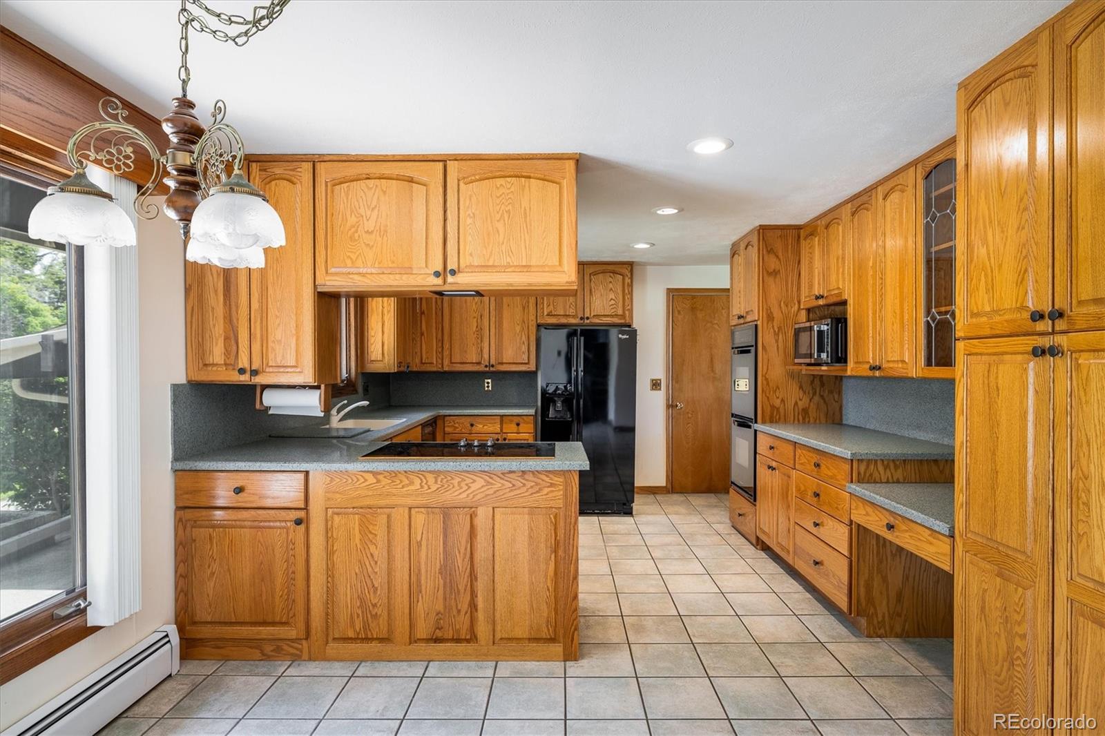 MLS Image #10 for 2117  stonehenge circle,lafayette, Colorado