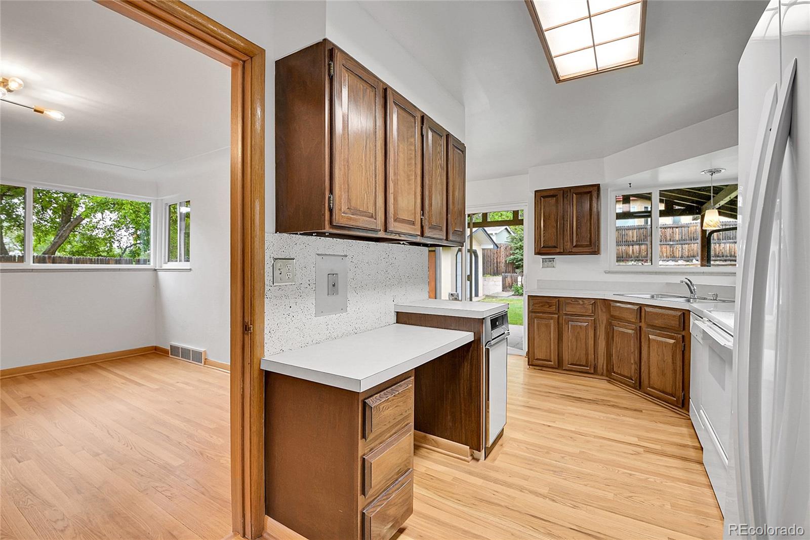 MLS Image #16 for 3444 s bellaire street,denver, Colorado