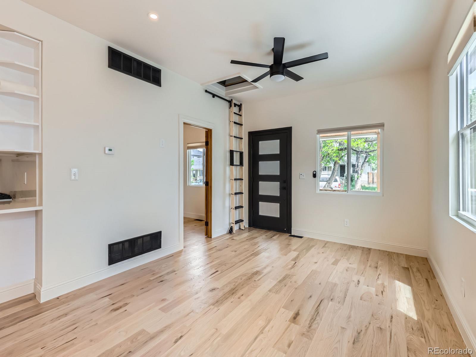 MLS Image #13 for 2849 s bannock street,englewood, Colorado