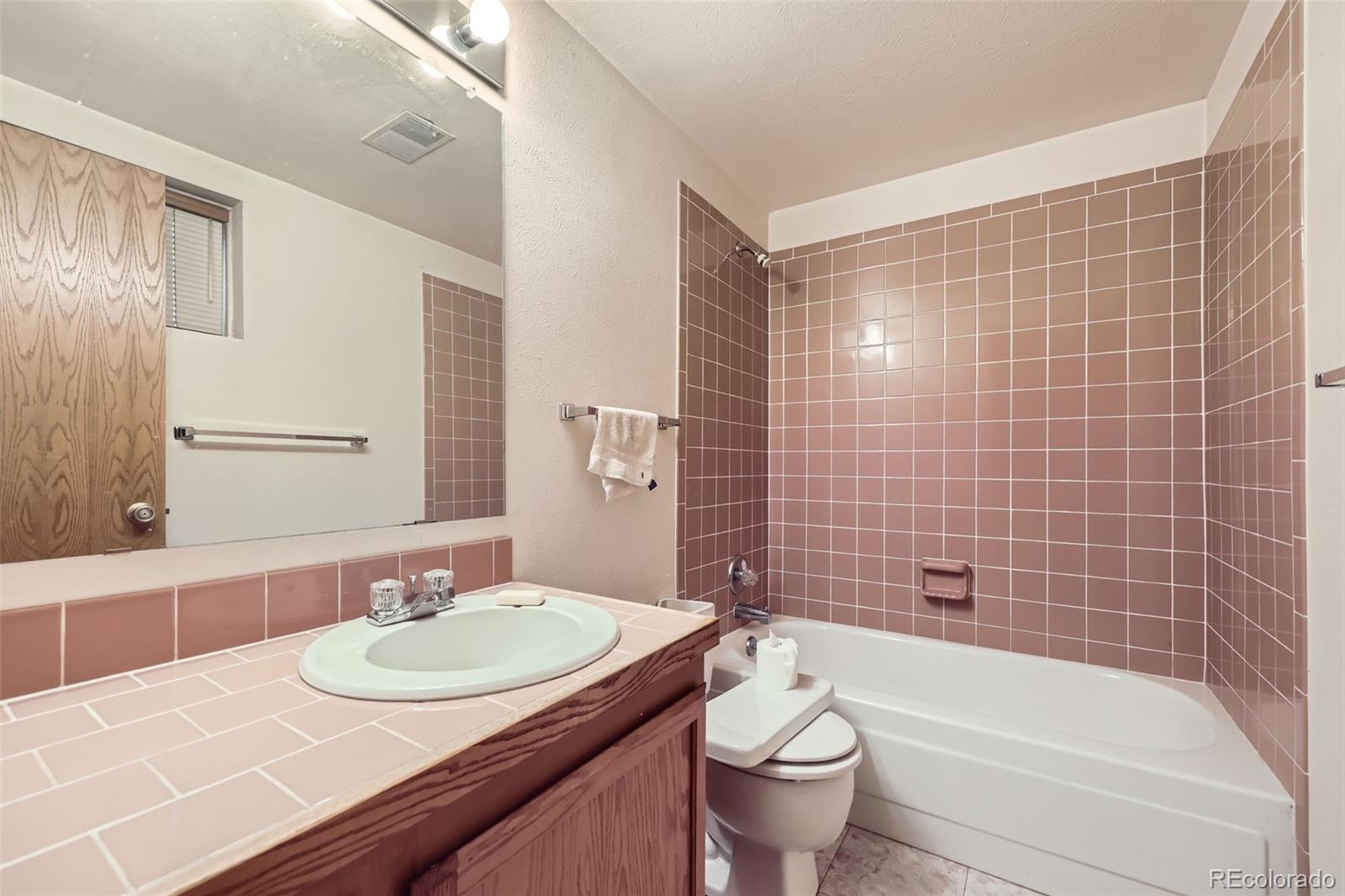 MLS Image #10 for 671  brentwood street,lakewood, Colorado