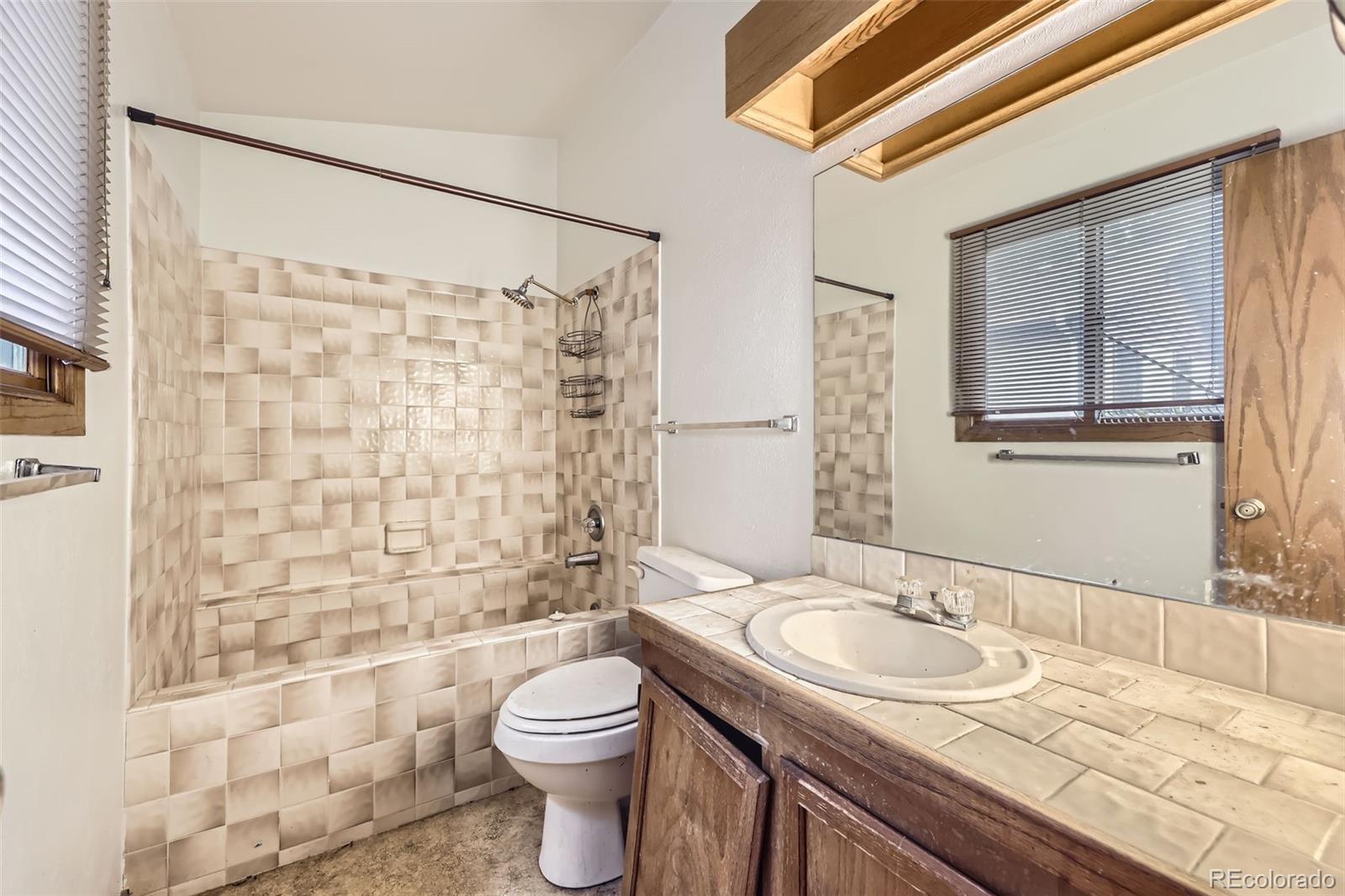 MLS Image #5 for 671  brentwood street,lakewood, Colorado