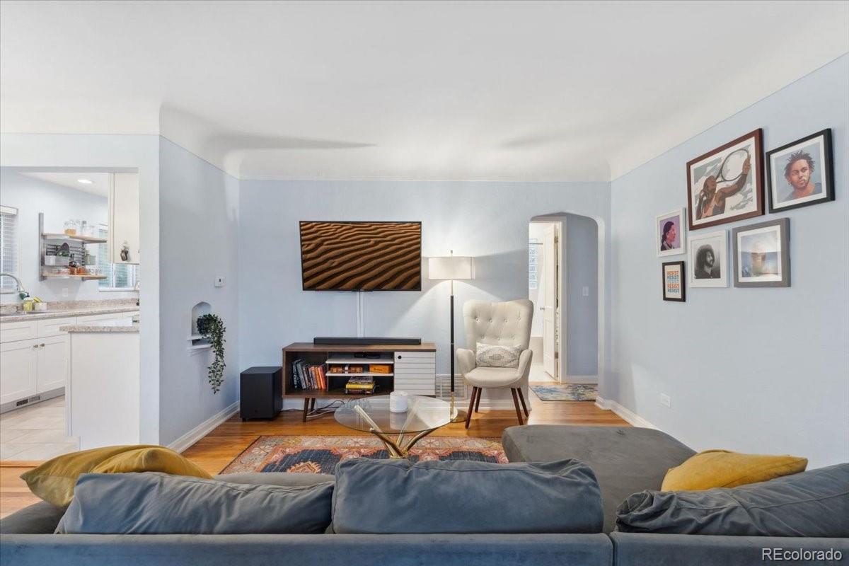 MLS Image #4 for 2681  leyden street,denver, Colorado