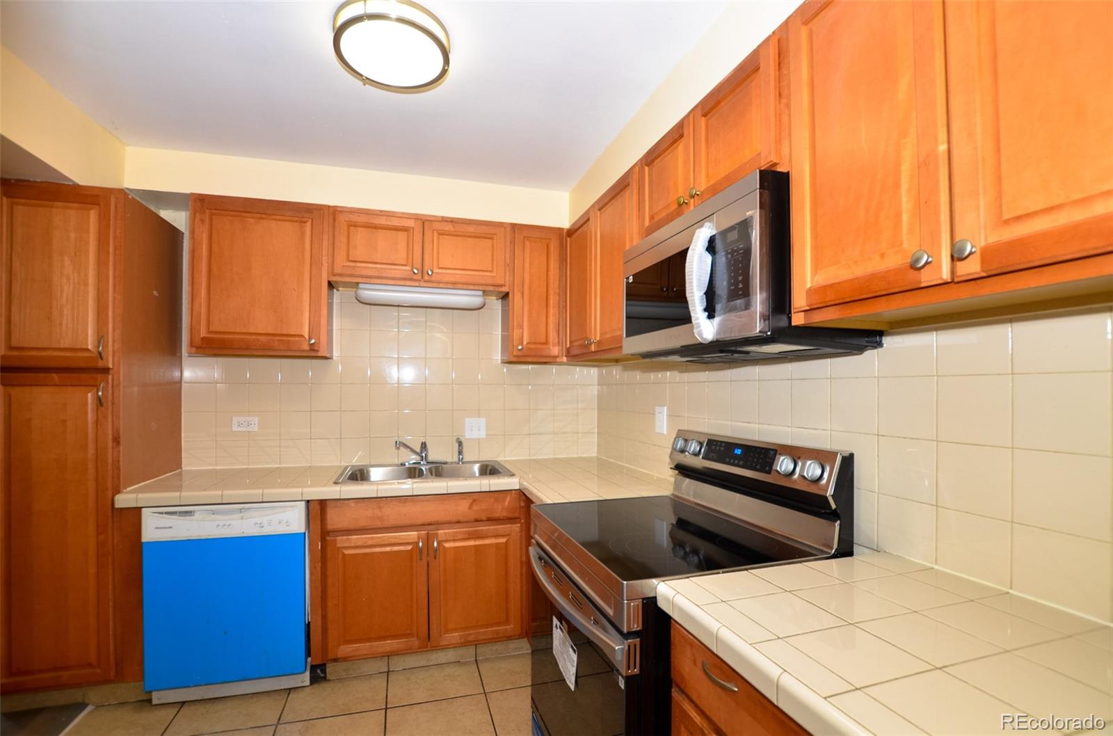 MLS Image #11 for 2211  quebec street,denver, Colorado