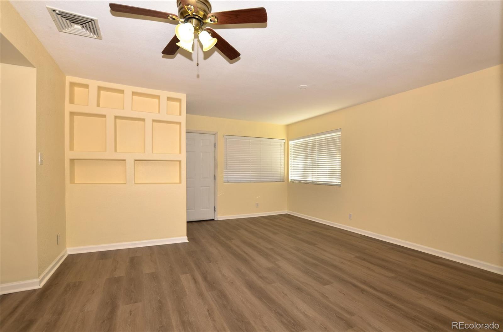 MLS Image #15 for 2211  quebec street,denver, Colorado