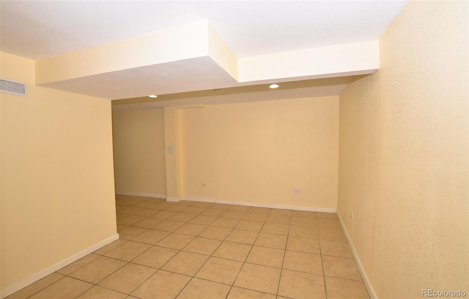 MLS Image #19 for 2211  quebec street,denver, Colorado