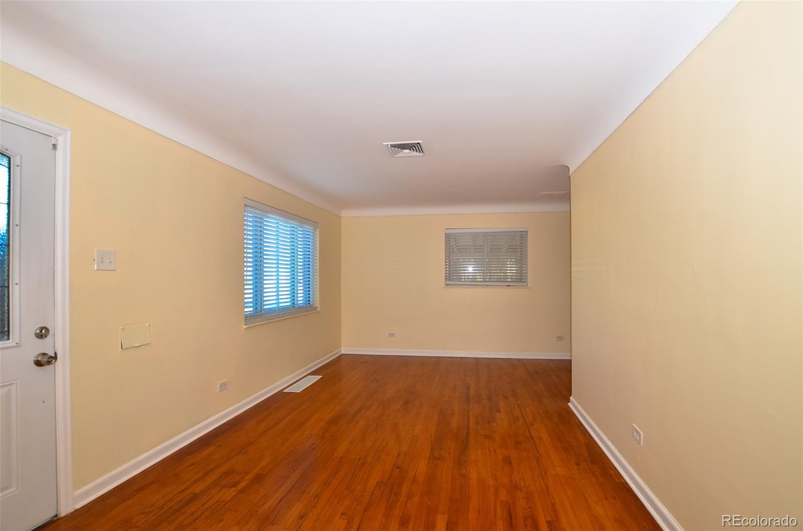 MLS Image #4 for 2211  quebec street,denver, Colorado