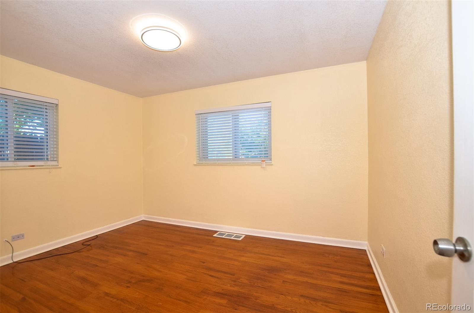 MLS Image #8 for 2211  quebec street,denver, Colorado