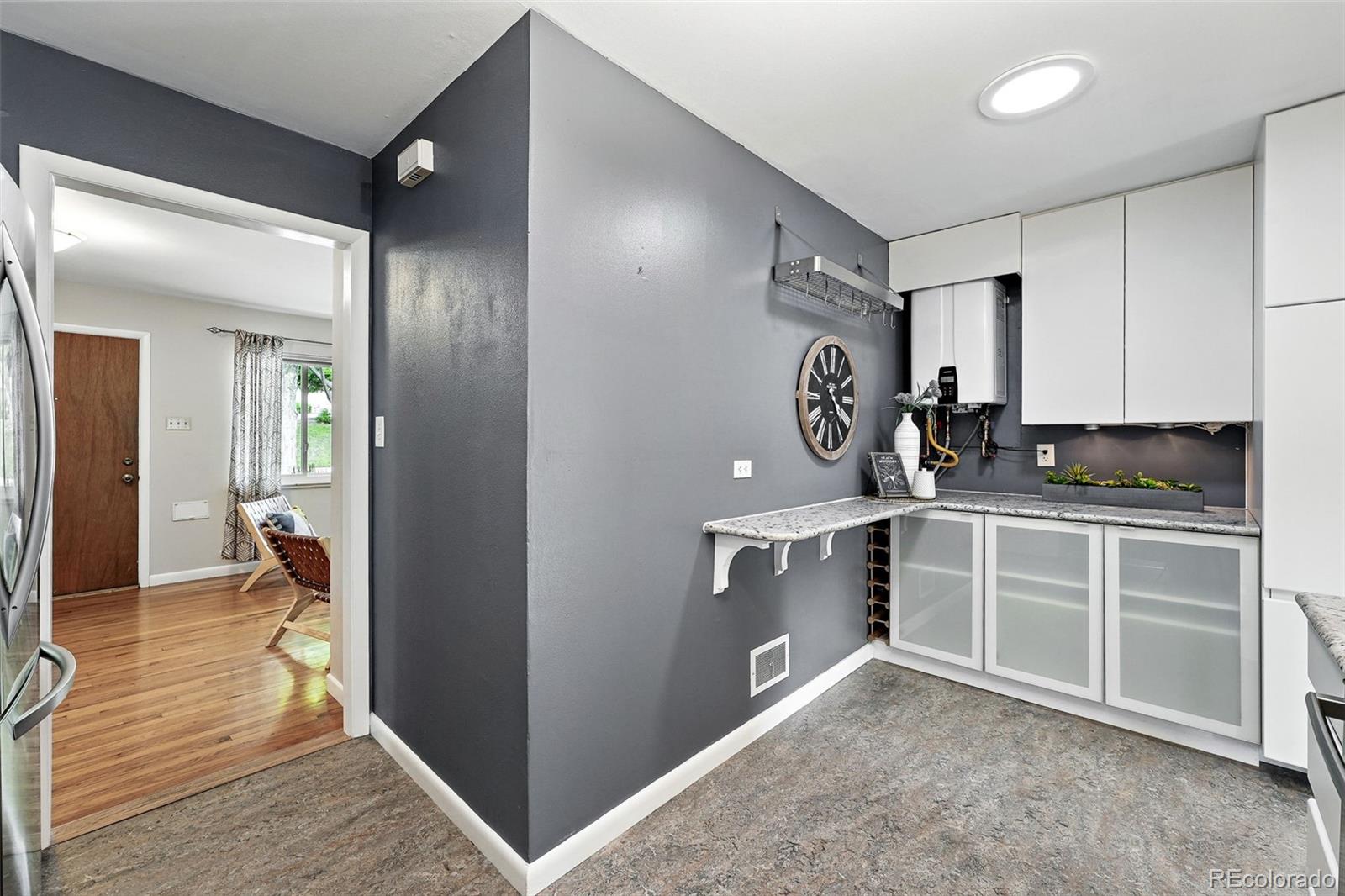MLS Image #20 for 2925 s harrison street,denver, Colorado