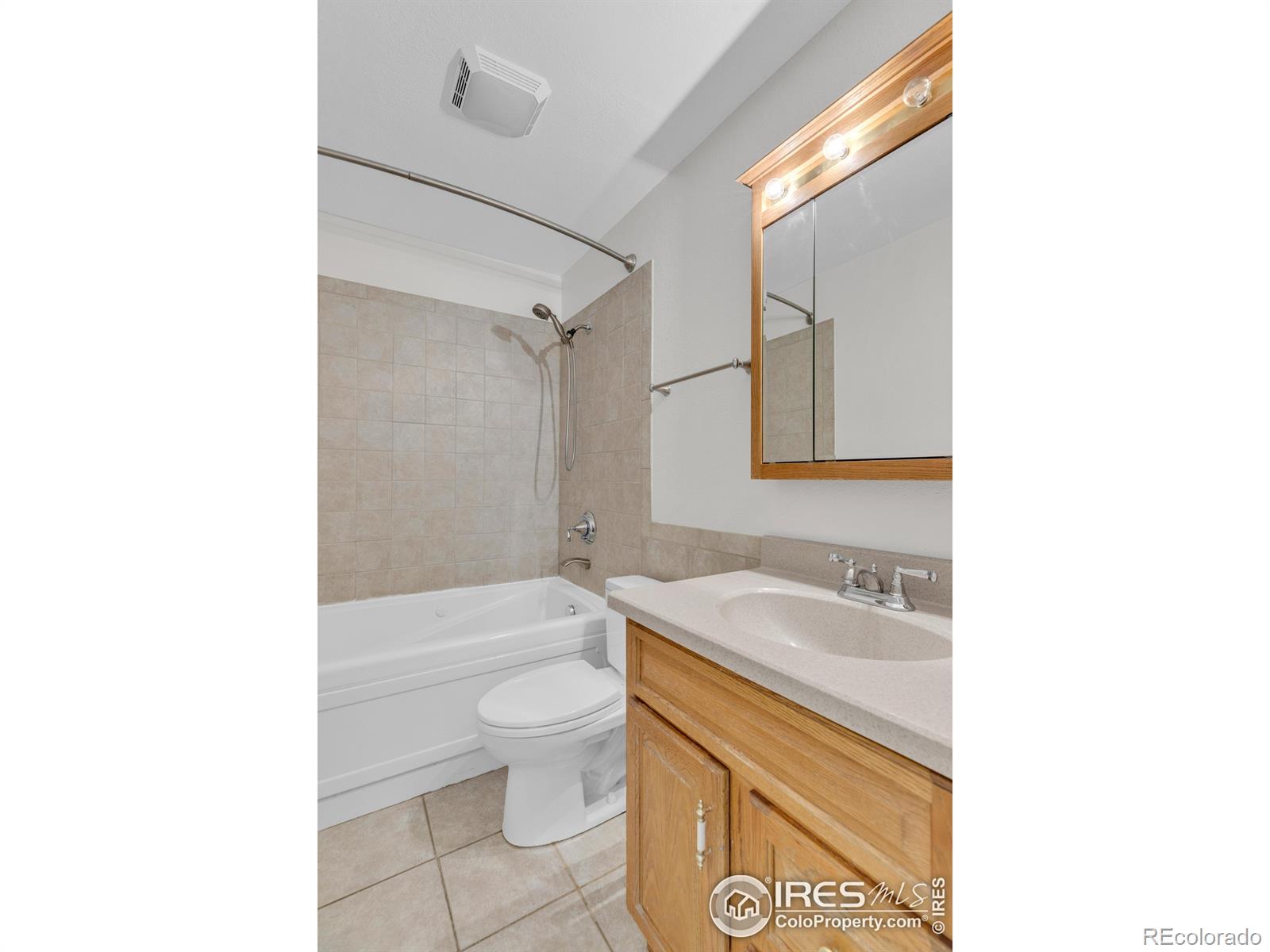 MLS Image #10 for 1250  acropolis drive,lafayette, Colorado